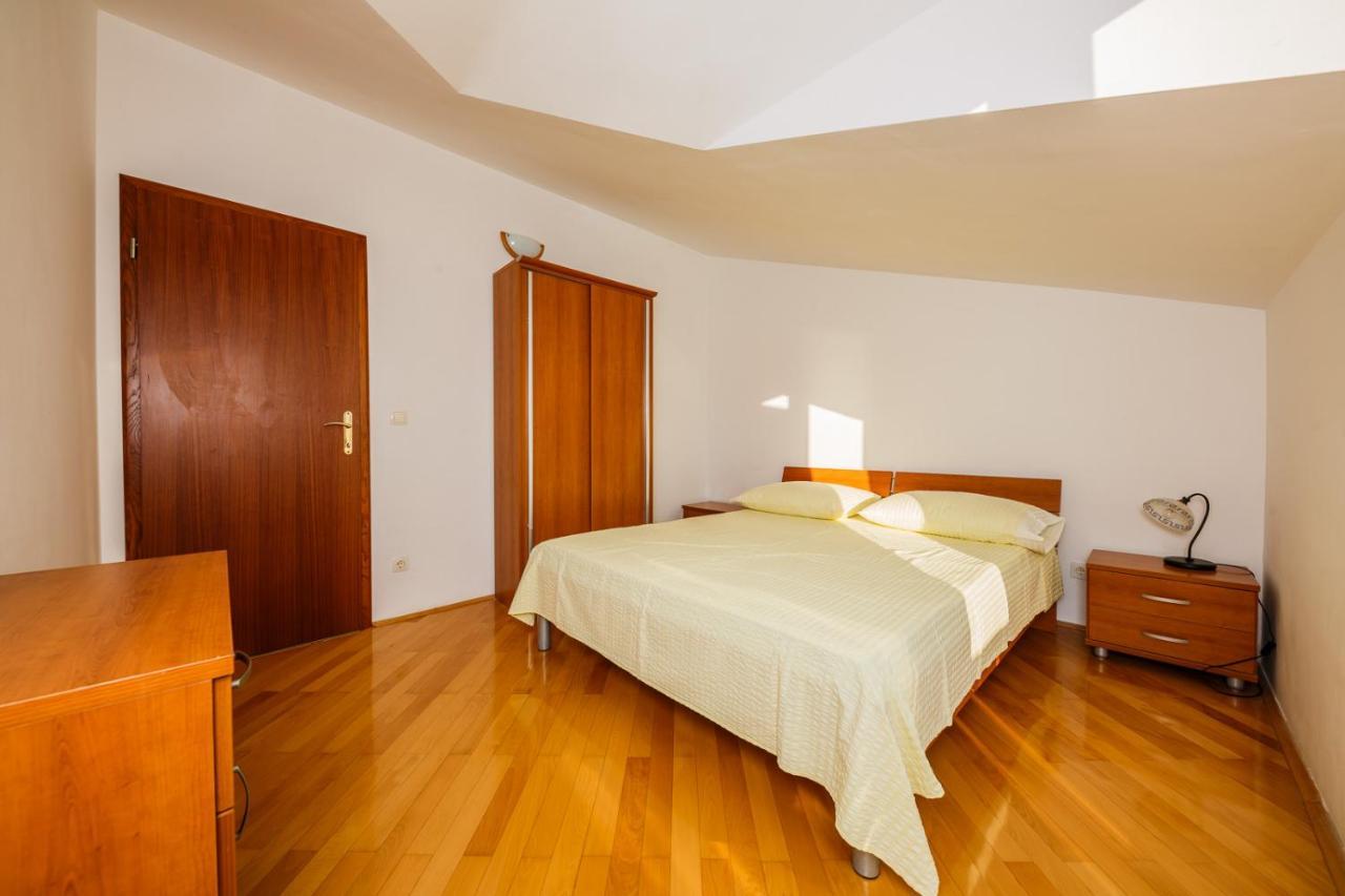 Apartamenty Z Basenem Ilja Rogoznica (Sibenik-Knin) Esterno foto