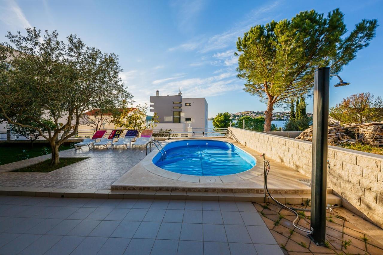 Apartamenty Z Basenem Ilja Rogoznica (Sibenik-Knin) Esterno foto