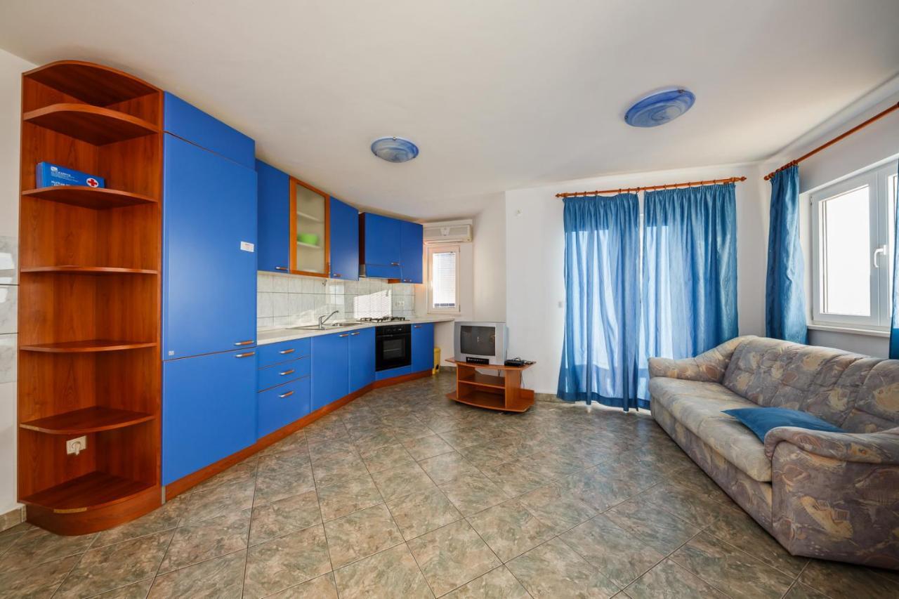Apartamenty Z Basenem Ilja Rogoznica (Sibenik-Knin) Esterno foto